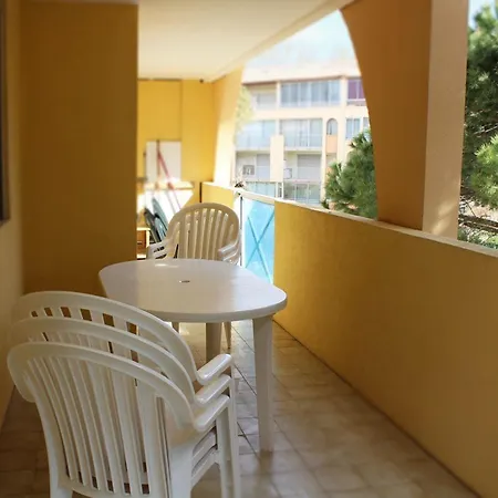 Hébergement de vacances Splendide T3 Près De La Avec Piscine, Parking Et Wi-fi - Fr-1-607-206