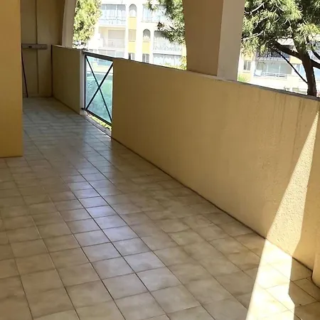 Splendide T3 Renove Avec Piscine Et Parking A 100m De La Mer, 6 Pers, Terrasse, Wifi - Fr-1-607-206 *