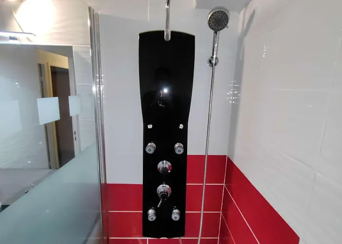 Splendide T3 Près De La Avec Piscine, Parking Et Wi-fi - Fr-1-607-206 *