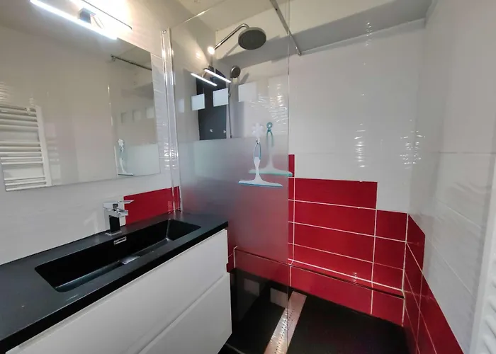 Splendide T3 Près De La Avec Piscine, Parking Et Wi-fi - Fr-1-607-206 *