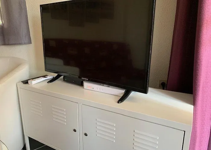 Splendide T3 Près De La Avec Piscine, Parking Et Wi-fi - Fr-1-607-206 * Agde